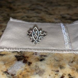 Retired James Avery ring